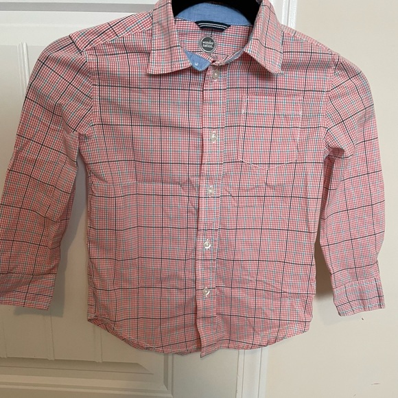 Adorable plaid boys 4/5 button down - Picture 1 of 3
